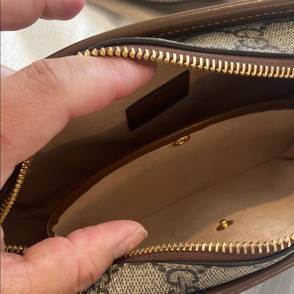 Authentic: Gucci Interlocking G Supreme Canvas & … - image 5